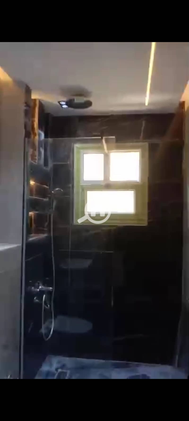 3 1001335000. jpg