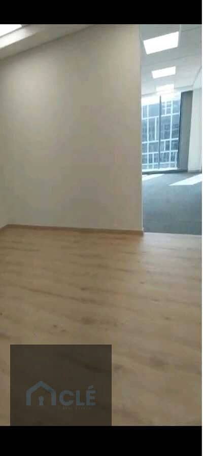 4 WhatsApp Image 2026-09-17 at 11.52. 21. jpeg