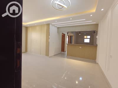 2 Bedroom Flat for Sale in Hadayek October, Giza - 1000915318. heic 2 Bedroom Flat for Sale in Hadayek October, Giza - 1000915318. heic