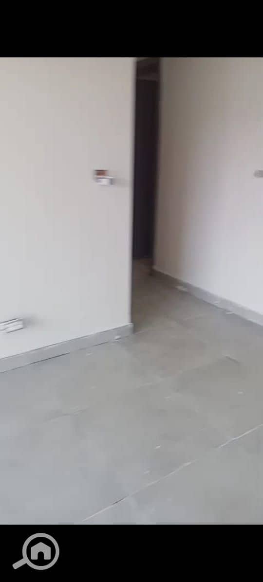 32 1001027511. jpg