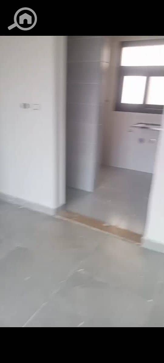 36 1001027529. jpg