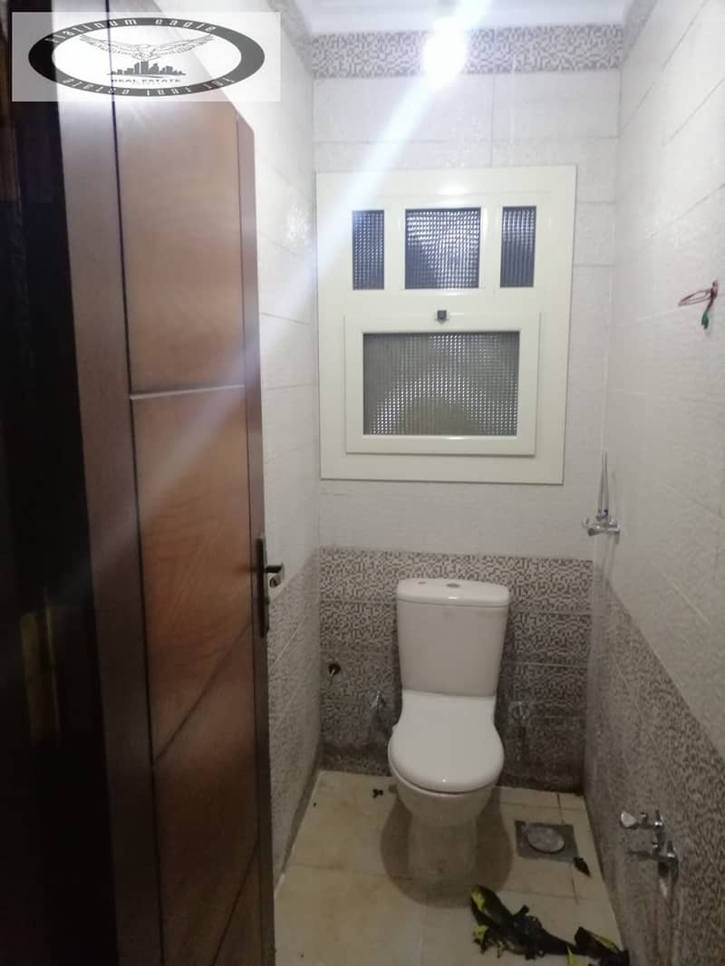 7 bd4ce600-9dc5-41c8-989e-4e265c51aced. jpg