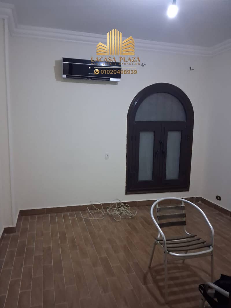 9 spacious-reception-beverly-hills-apartment. jpg. jpeg