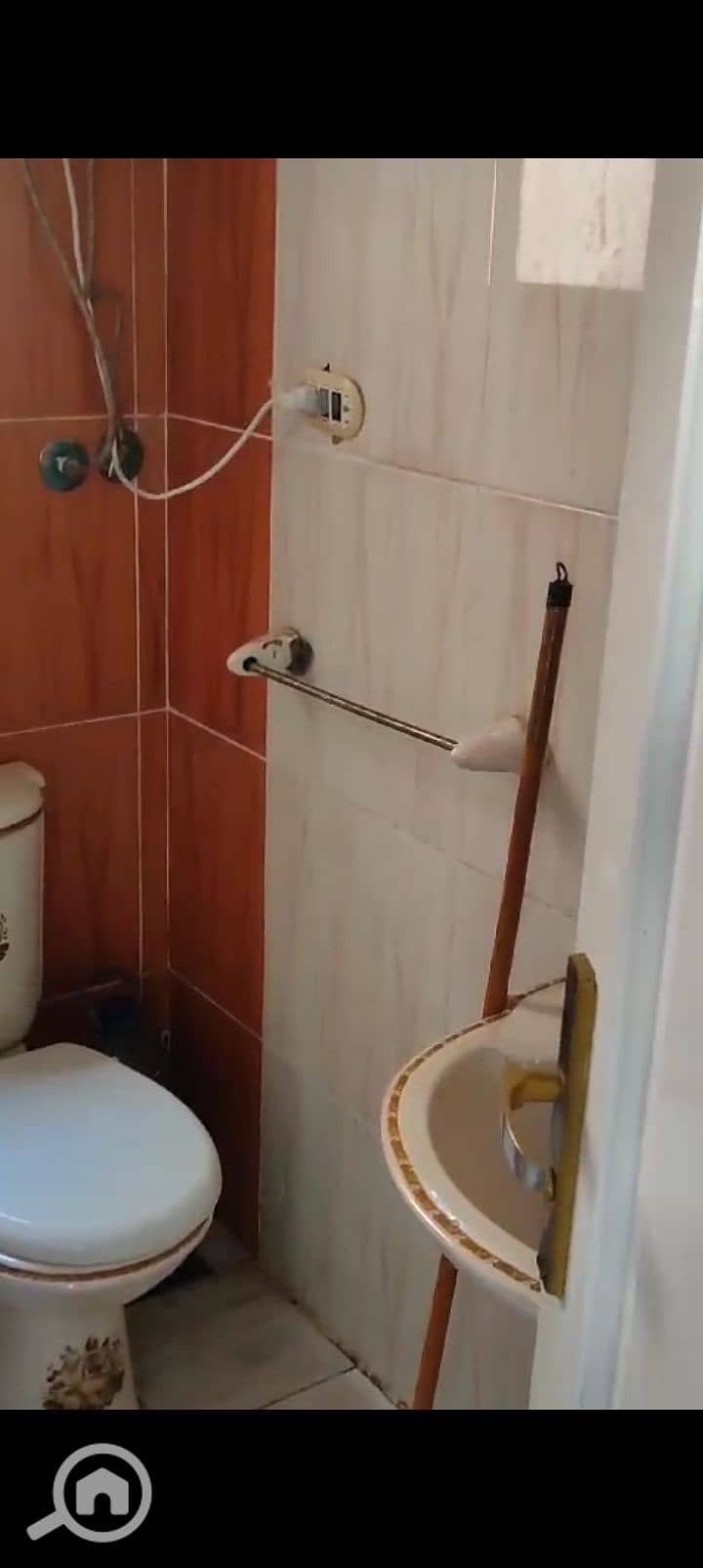 32 1001131894. jpg