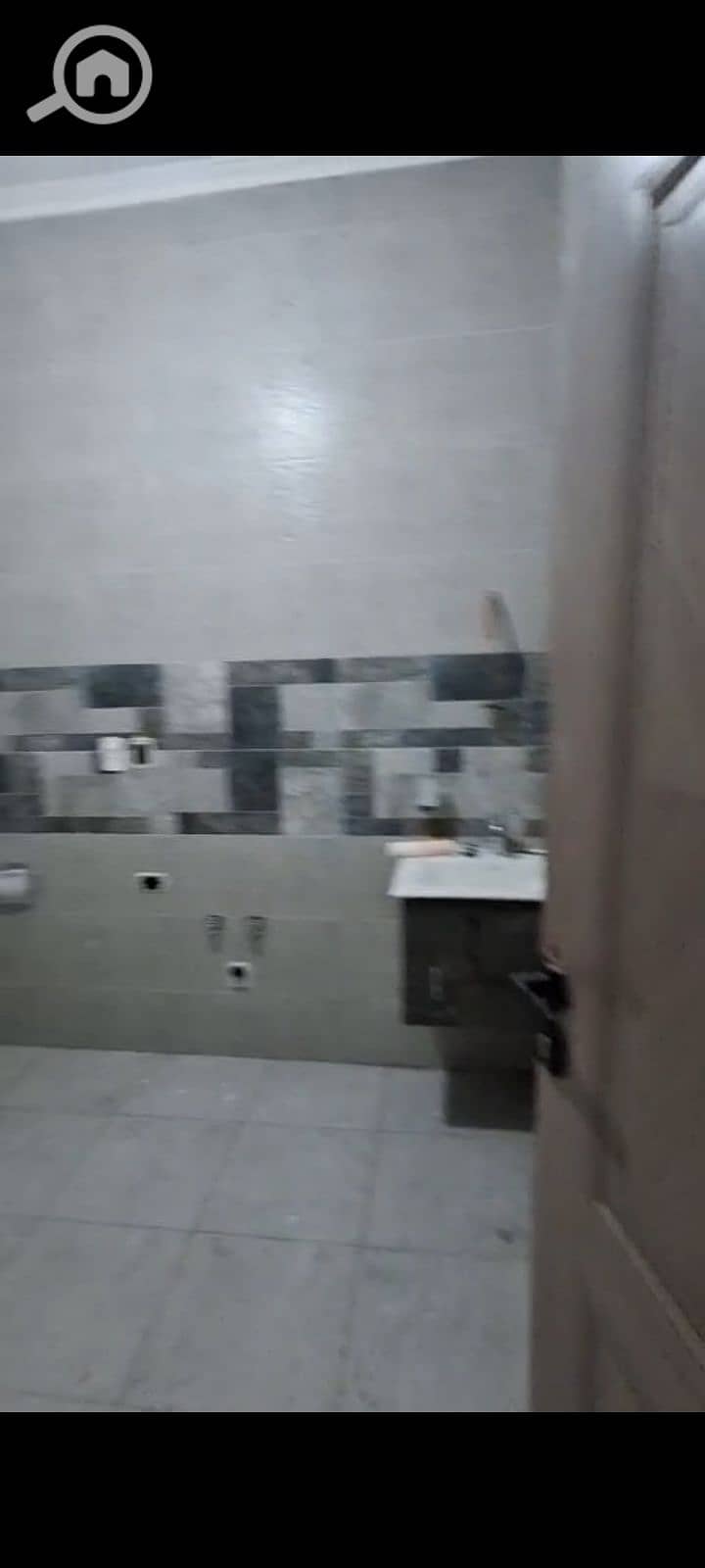 9 1000095843. jpg