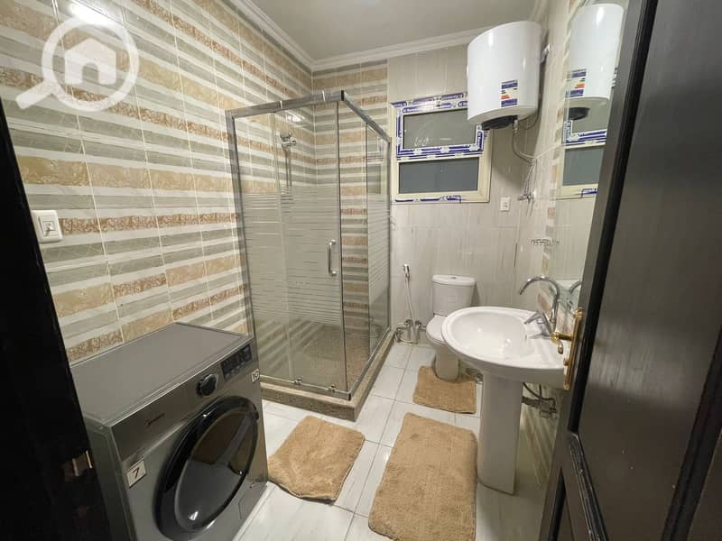 13 15e3ac55-53d1-4c90-9dcb-e7edc6c1bddd. jpg