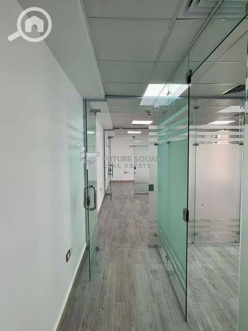 7 Image04. jpg