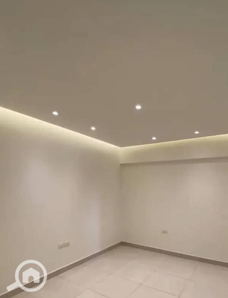 1000377832. jpg 1000377832. jpg