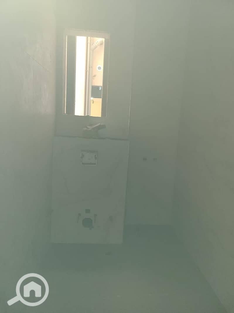 10 5870793421587418753_121. jpg