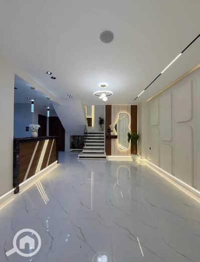 4 Bedroom Duplex for Sale in New Cairo, Cairo - 810385609_1706081277162234_2621467782895809324_n. jpg 4 Bedroom Duplex for Sale in New Cairo, Cairo - 810385609_1706081277162234_2621467782895809324_n. jpg