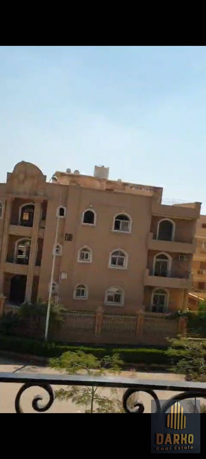 3 16929. jpg