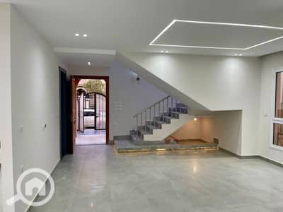 فیلا 3 غرف نوم للايجار في 6 اكتوبر، الجيزة - ae4e3e0c-8dd5-42d0-99cc-e03425248ef1. jpg فیلا 3 غرف نوم للايجار في 6 اكتوبر، الجيزة - ae4e3e0c-8dd5-42d0-99cc-e03425248ef1. jpg