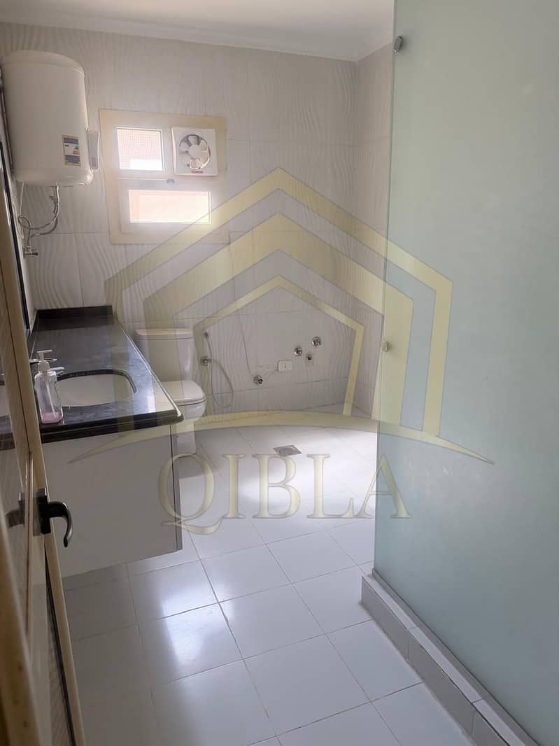 5 flat-near-al-mehwar-hay-awal-october. jpg. jpeg