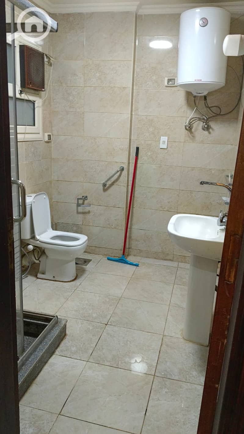 8 1001954262. jpg