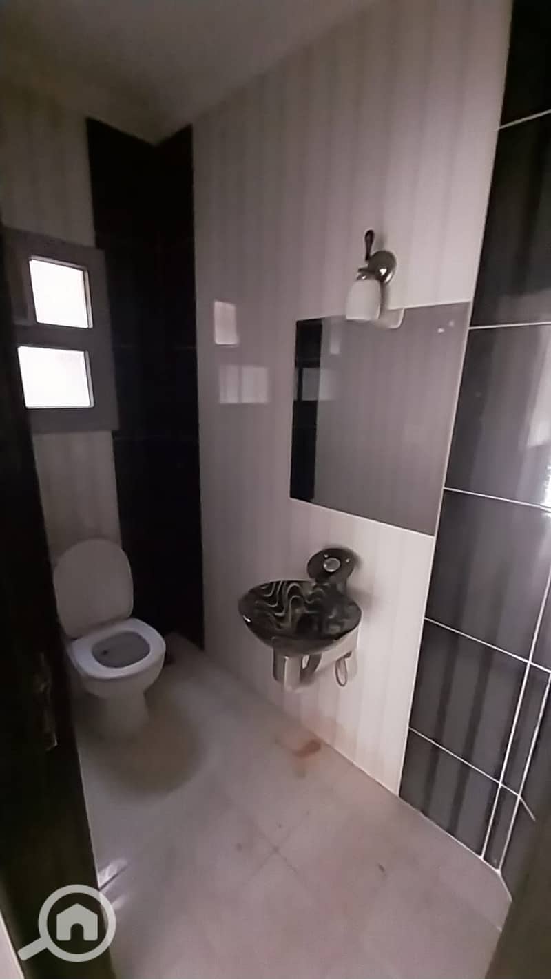 6 1000883793. jpg