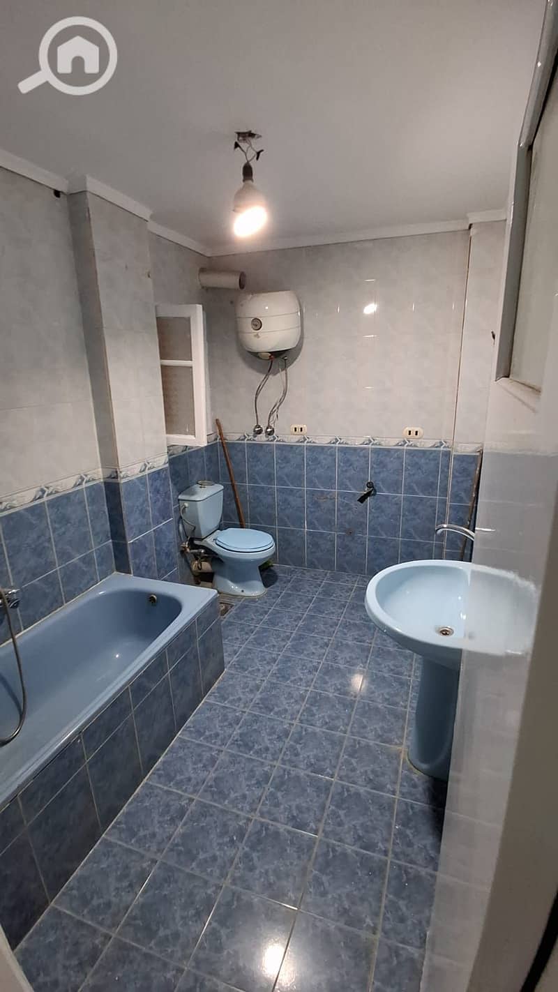 4 7561. jpg