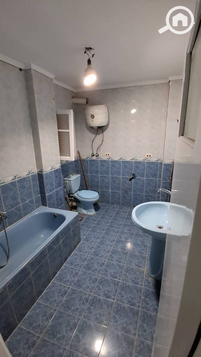 4 7561. jpg