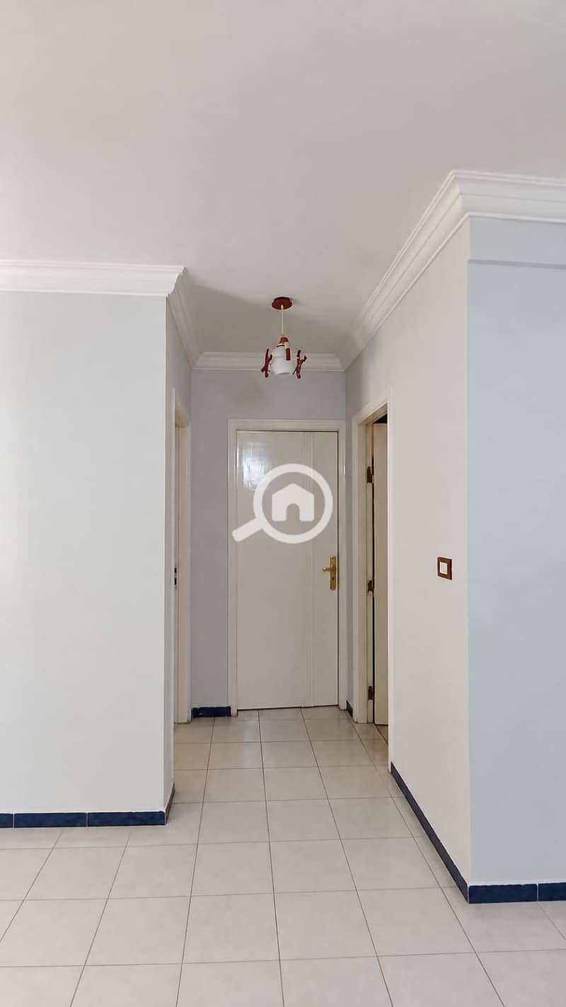 3 5a05139d-3256-4355-8ed7-cfb0695cd93a. jpg
