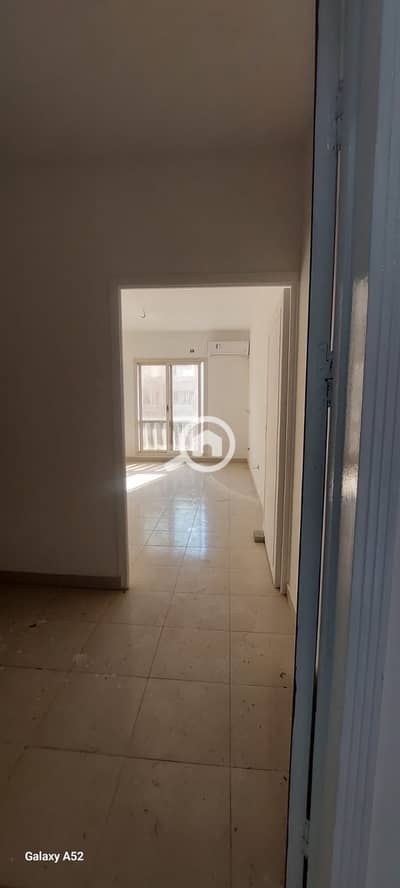 Office for Rent in 6th of October, Giza - 1916aa12-f1df-4664-9fc3-8526a1585983. jpg