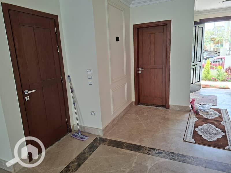 11 6a3b9bcf5f37b_56a7eb9c-f343-49c1-8db7-05864c774302. jpg