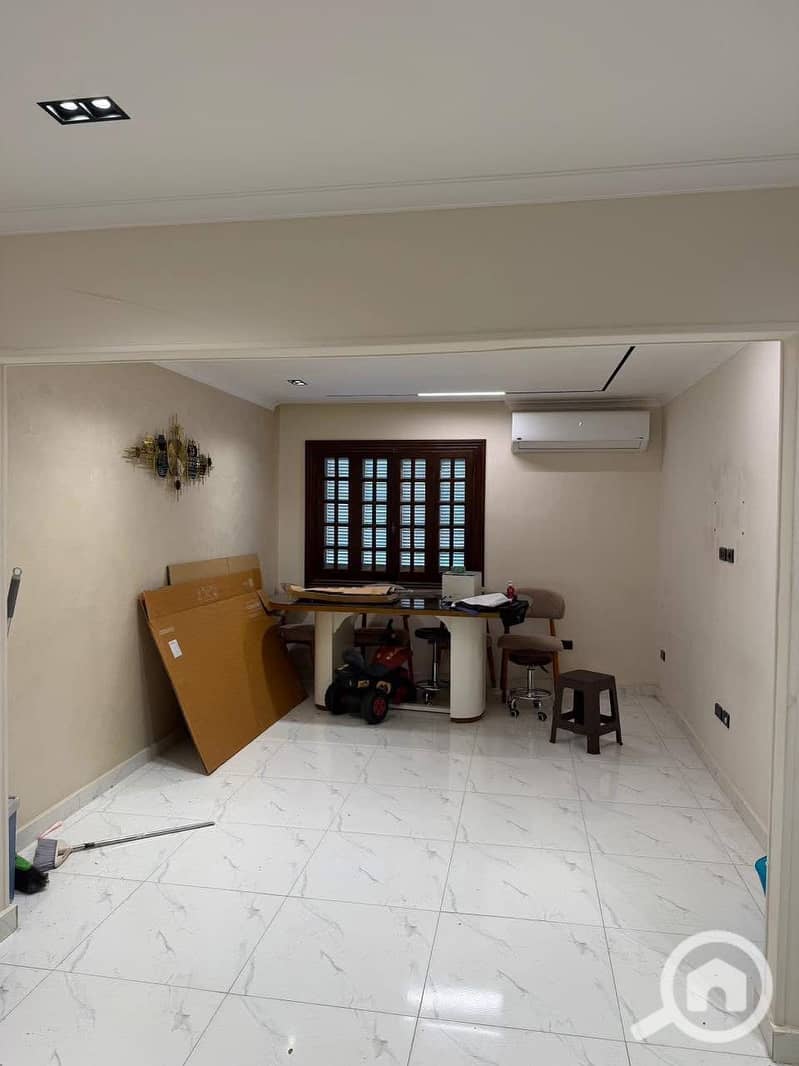 3 23889. jpg