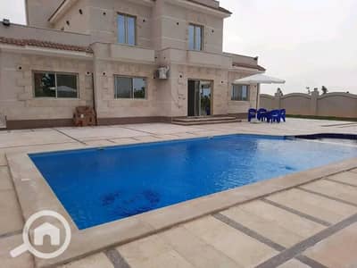 فیلا 4 غرف نوم للايجار في 6 اكتوبر، الجيزة - 439626. jpg