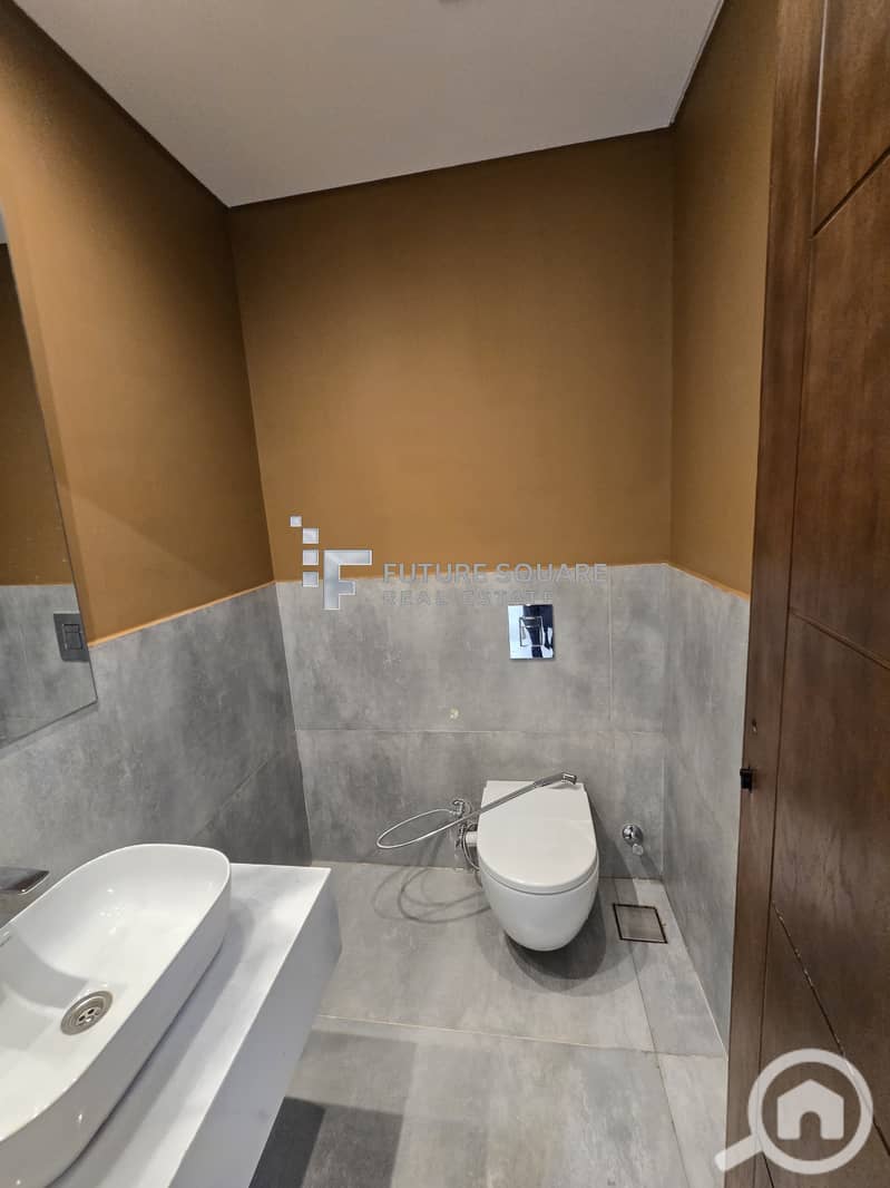 6 Image13. jpg