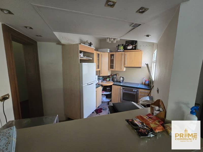 4 c800aebe-ee4b-4401-8943-6994646188d2. jpg