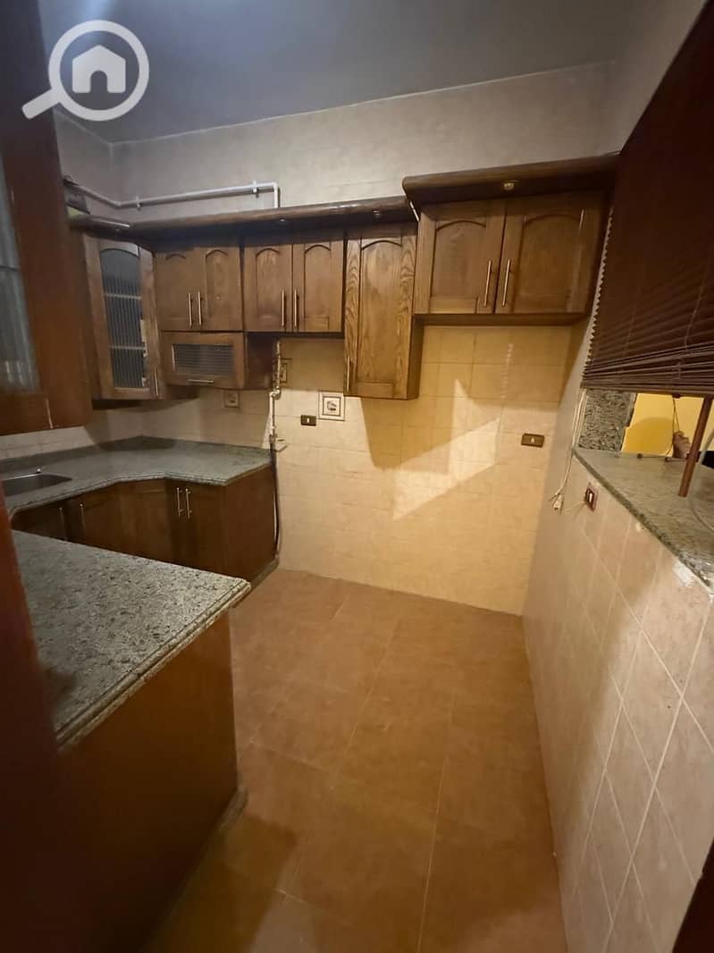 4 1000504699. jpg