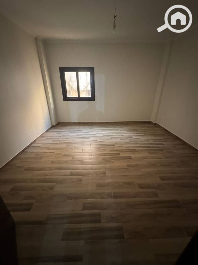 7 104077. jpg