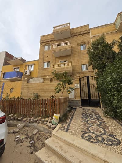 Land for Sale in Hadayek October, Giza - منزل للبيع تشطيب الترا سوبرلوكس Land for Sale in Hadayek October, Giza - منزل للبيع تشطيب الترا سوبرلوكس