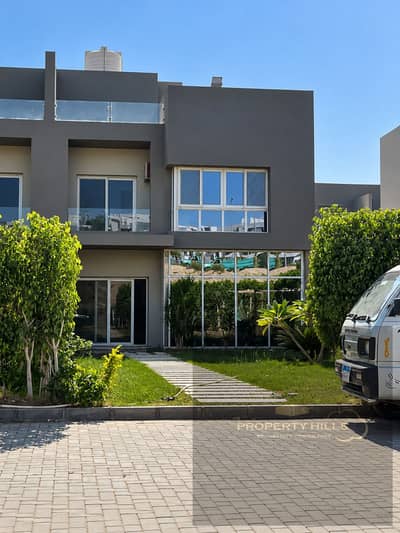 تاون هاوس 4 غرف نوم للبيع في الشيخ زايد، الجيزة - 8ee50142-2ed8-452b-a4b0-0735235f8a49. png تاون هاوس 4 غرف نوم للبيع في الشيخ زايد، الجيزة - 8ee50142-2ed8-452b-a4b0-0735235f8a49. png