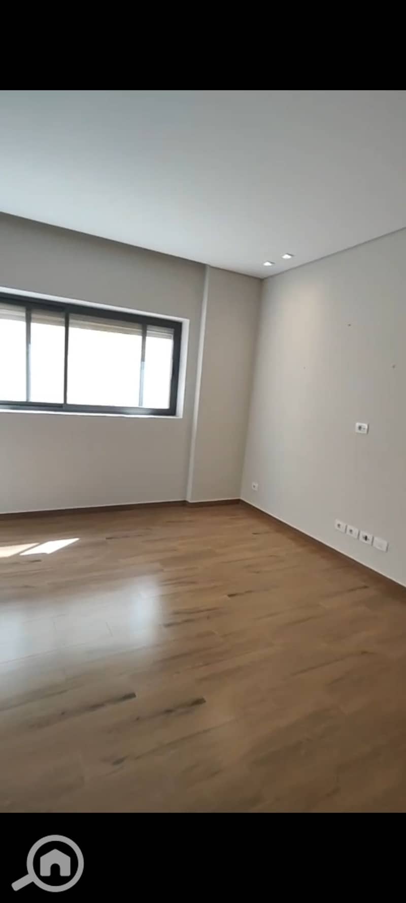 21 1000307810. jpg