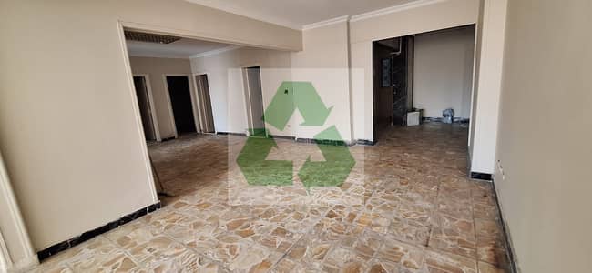 مکتب للايجار في رشدي، الإسكندرية - WhatsApp Image 2026-09-14 at 1.49. 11 PM (1). jpeg مکتب للايجار في رشدي، الإسكندرية - WhatsApp Image 2026-09-14 at 1.49. 11 PM (1). jpeg
