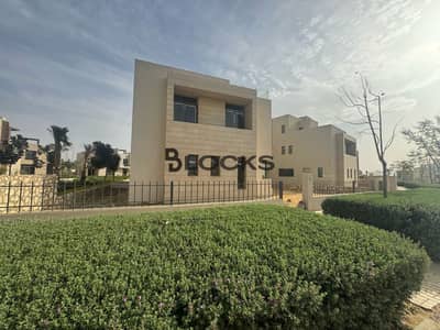 5 Bedroom Villa for Sale in 6th of October, Giza - WhatsApp Image 2026-09-16 at 10.30. 16 AM (1) - Copy. jpeg 5 Bedroom Villa for Sale in 6th of October, Giza - WhatsApp Image 2026-09-16 at 10.30. 16 AM (1) - Copy. jpeg
