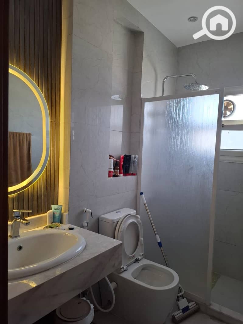 7 842cafda-f7be-4804-866b-4bd8c7dd1786. jpg