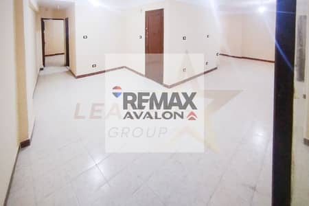 فلیٹ 2 غرفة نوم للايجار في سيدي جابر، الإسكندرية - 1. jpg
