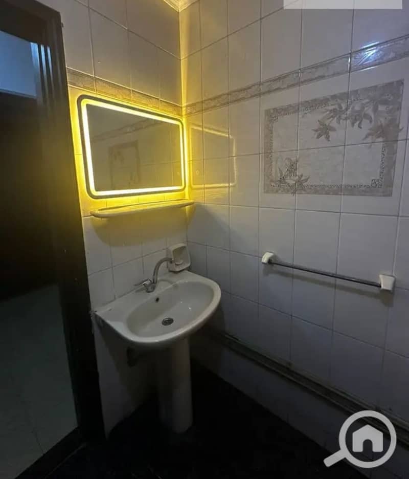 26 1000307633. jpg