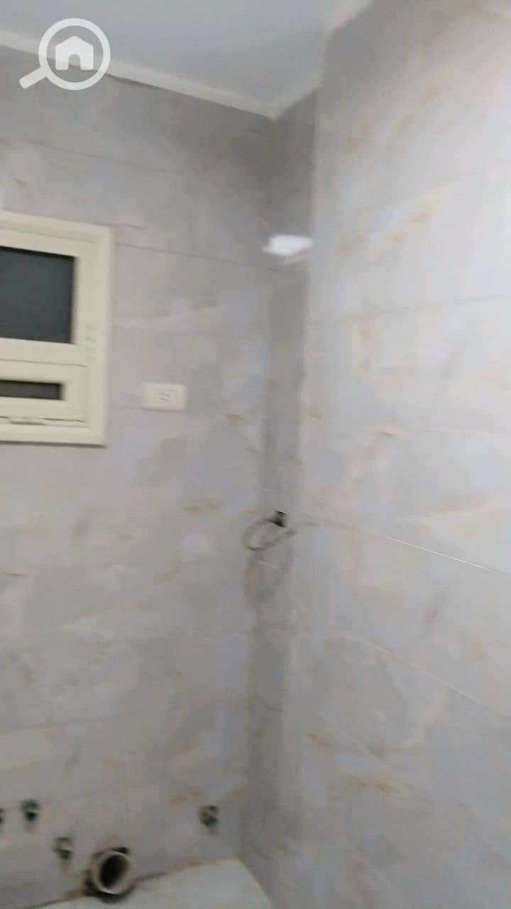 10 1000262693. jpg