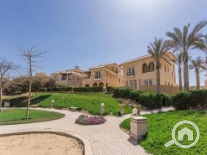 6 Hyde-Park-New-Cairo-2-300x185. jpg