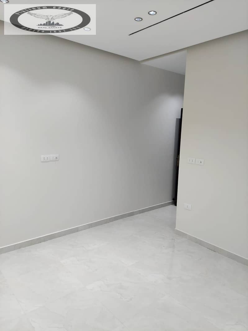 10 ef3bd348-f646-4902-8e2c-055d9a852b82. jpg