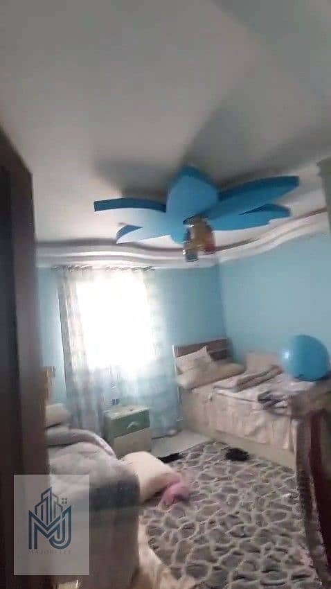 7 frame_0058. jpg