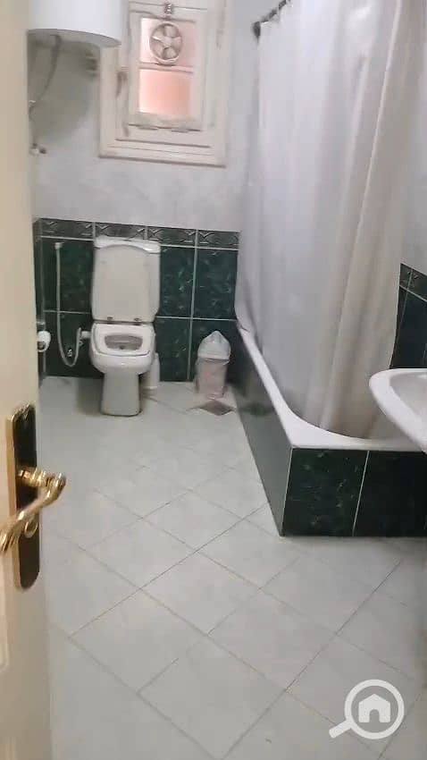 7 1000346567. jpg
