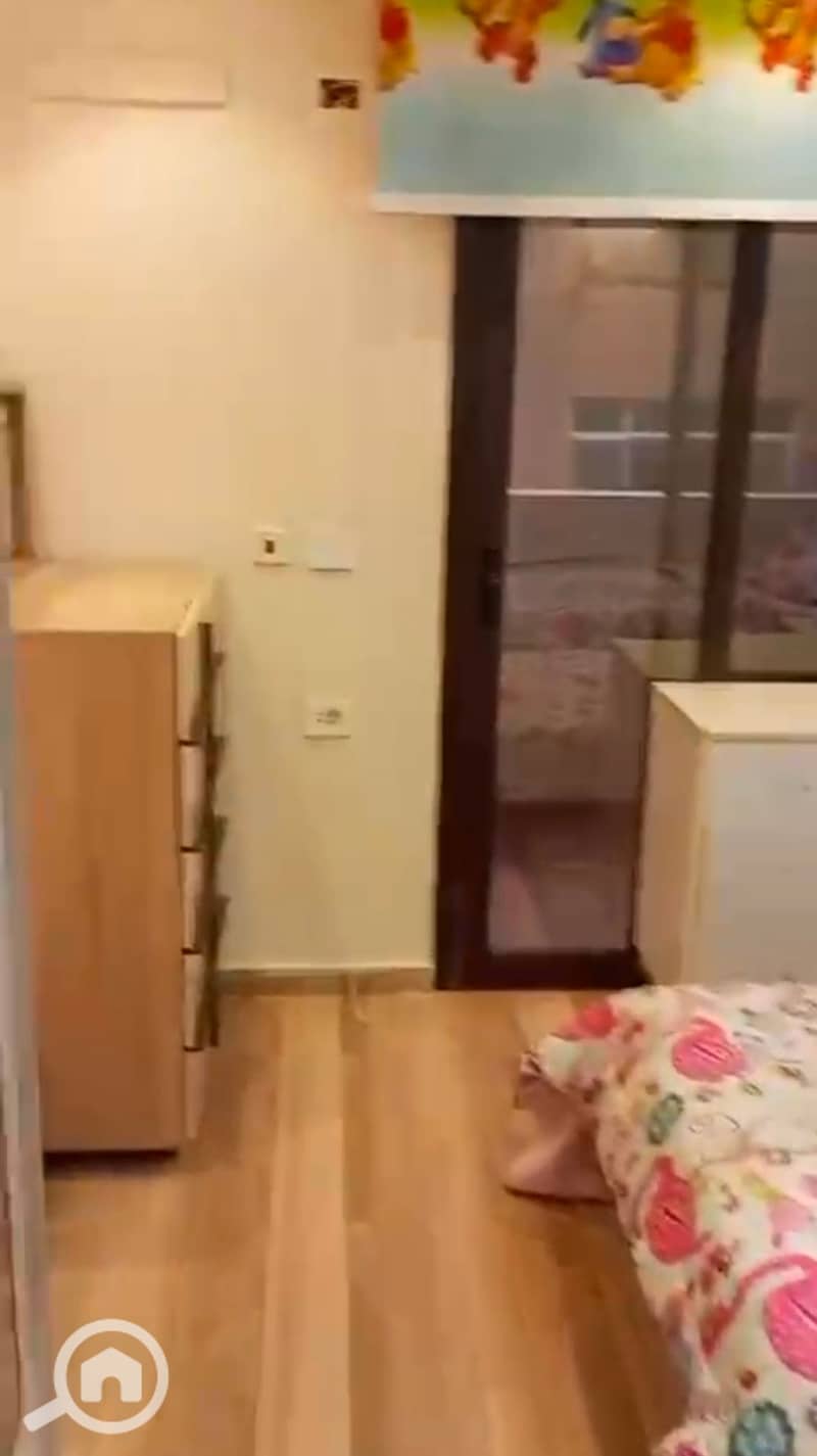9 1000411627. jpg