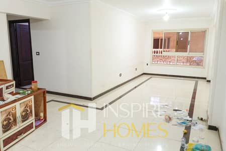 شقة 2 غرفة نوم للايجار في سموحة، الإسكندرية - 2. jpg