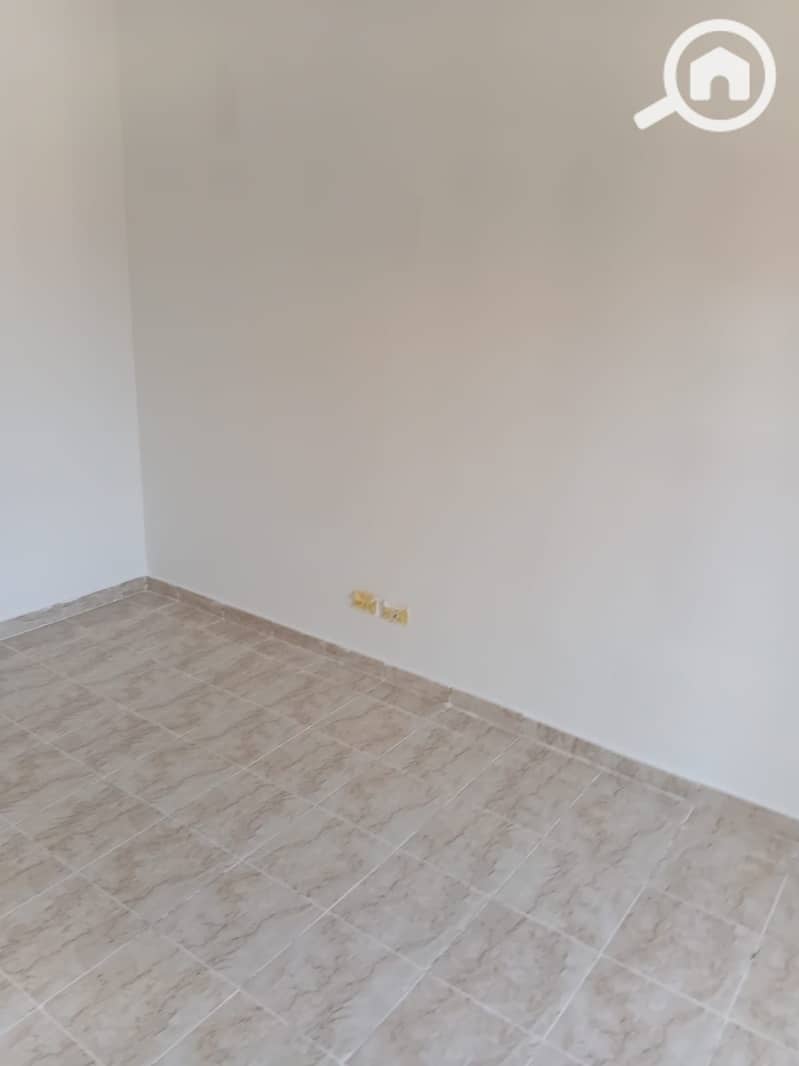 6 1000525828. jpg