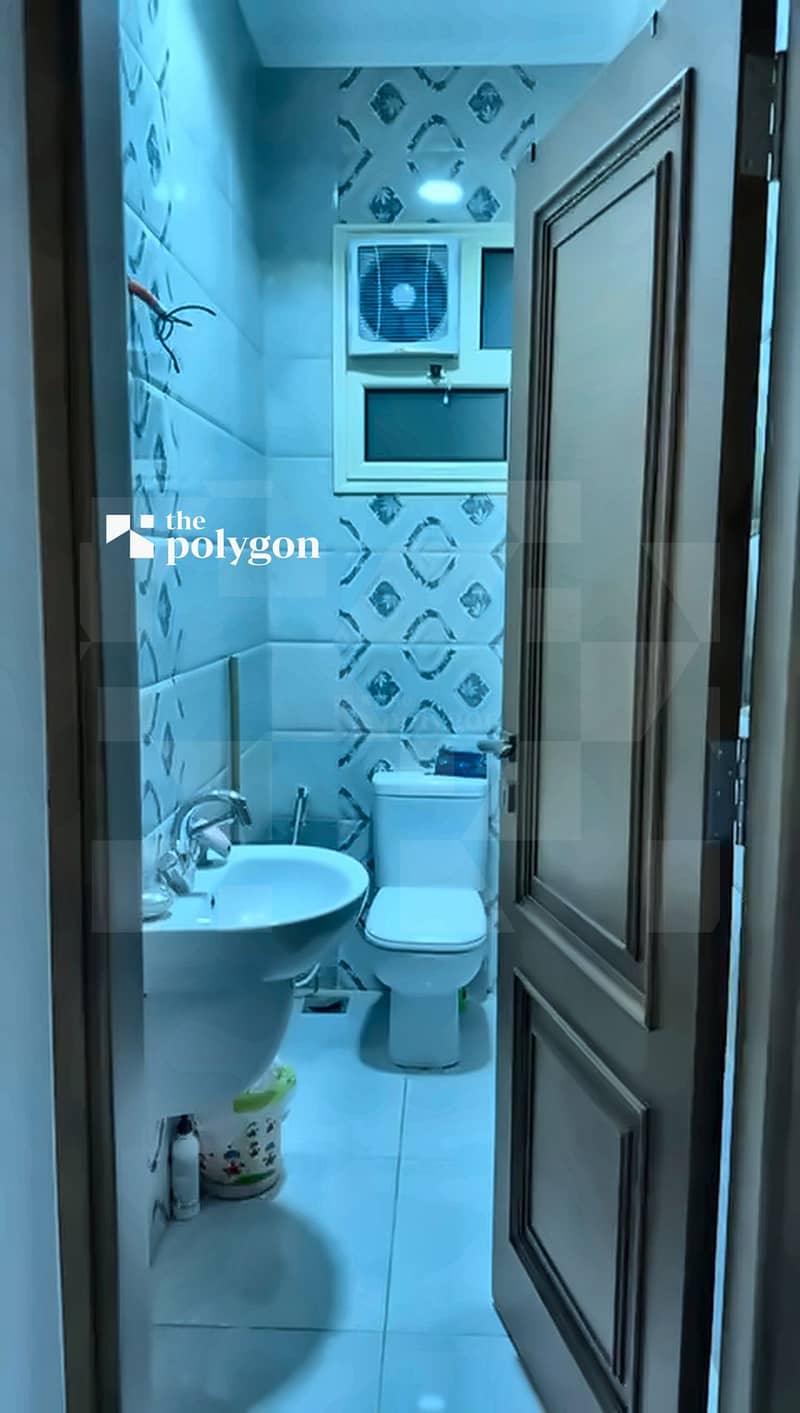 7 HD_Photo_13. jpg