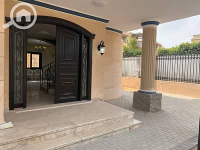 فیلا 4 غرف نوم للايجار في الشيخ زايد، الجيزة - IMG_4810. jpg