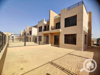 4 Bedroom Twin House for Sale in Sheikh Zayed, Giza - 642948547_1234250241630199_535333100983735915_n. jpg