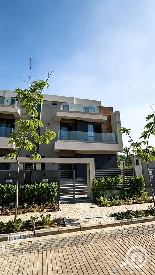 2 724559428_122183079566835695_5178686769713383949_n. jpg